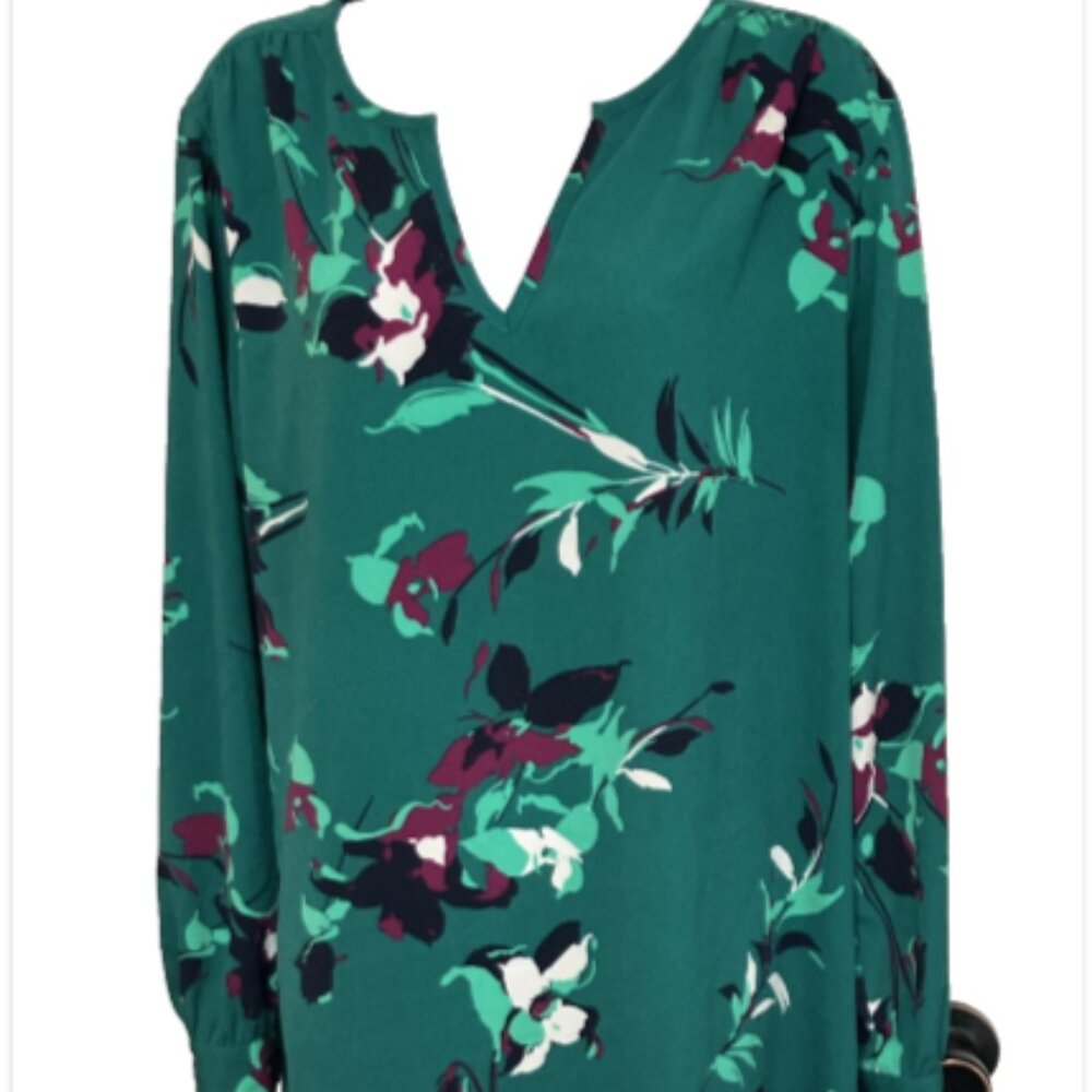 Merona Ladies XL Long Cuffed Sleeve floral Multicolor Knee Length V neck Dress